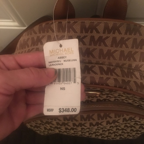 2 Michael kors designer book bags for $325 each - Picture 3 of 6